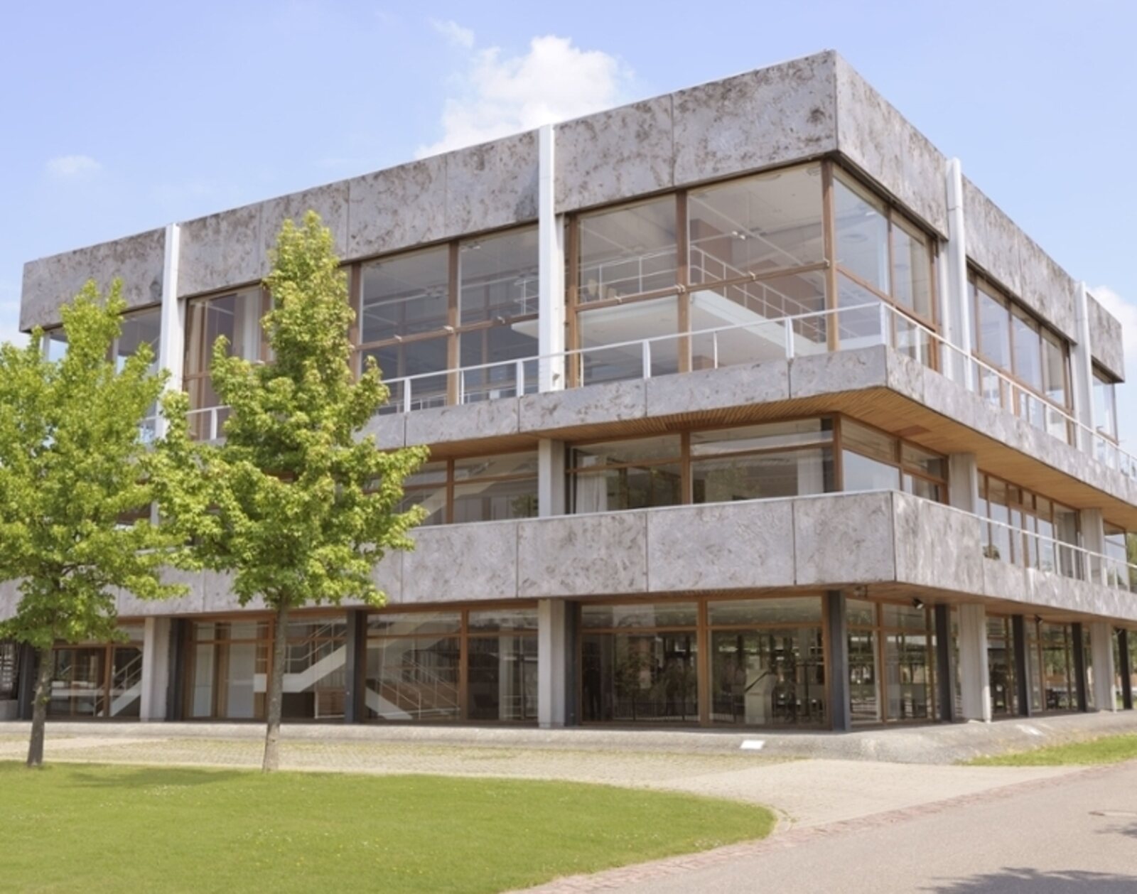 Bundesverfassungsgericht, Sitzungssaalgebäude Karlsruhe